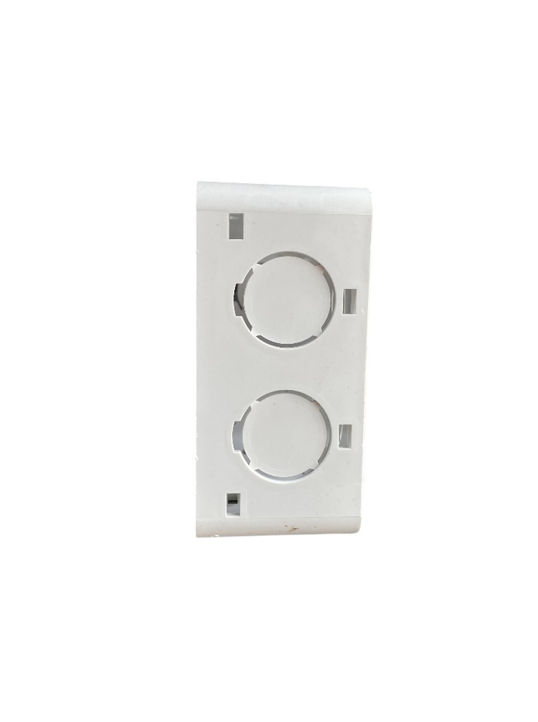 CAJETIN PLASTICO CUADRADO 4X4" PVC SALIDA COMBINADA 1/2"- 3/4"