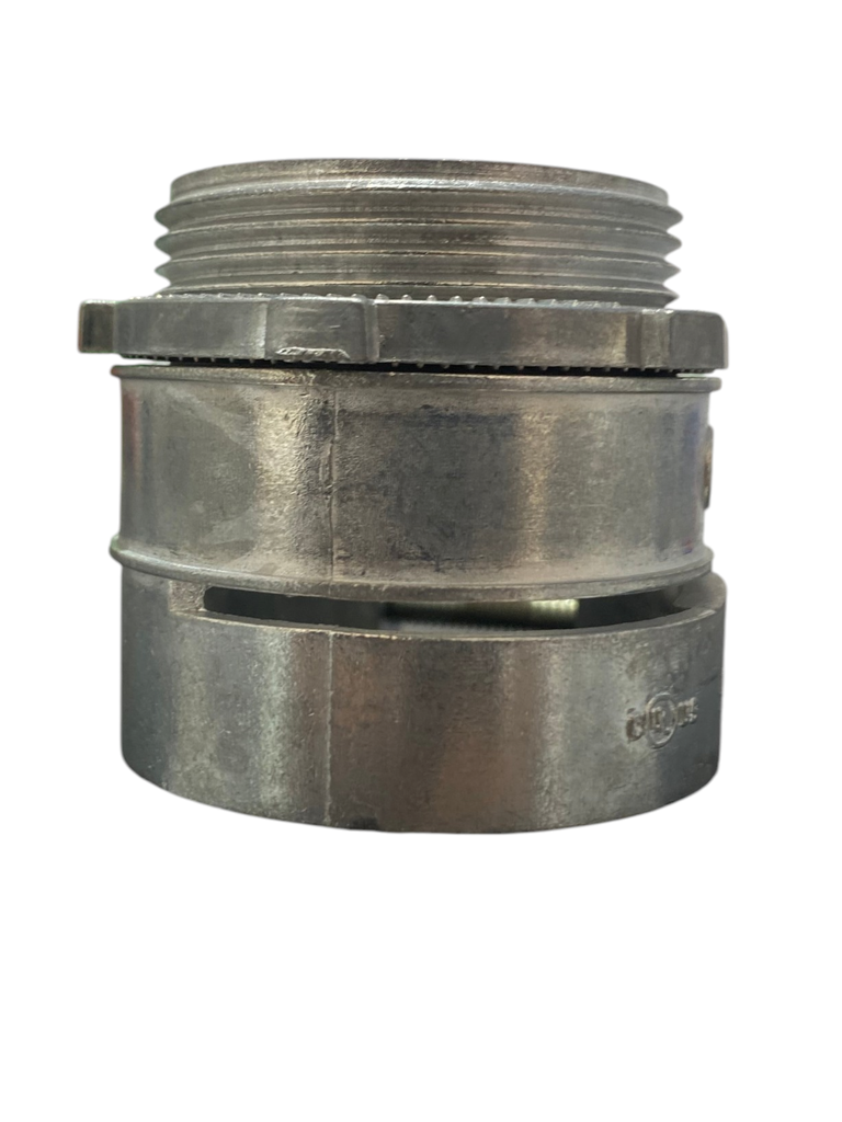 CONECTOR BX RECTO 1 1/2"