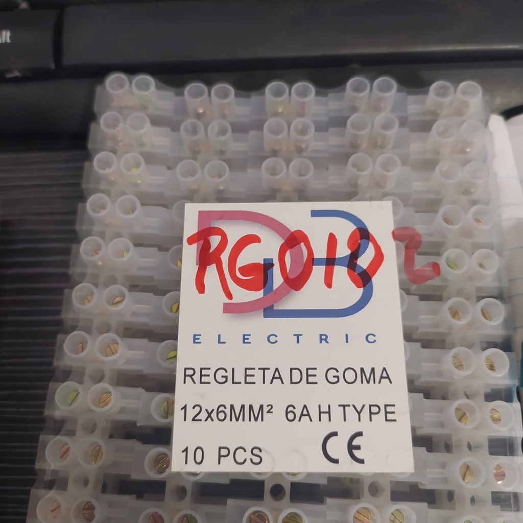 BORNERA DE GOMA O REGLETA DE DISTRIBUCION 6A 12X6mm² 