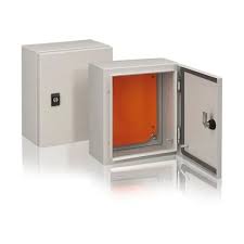 CAJA DE CONTROL 300x250x150mm IP66 USO EXTERIOR  C/PUERTA Y CERRADURA DOBLE FONDO PINTURA ELECTROSTATICA BEIGE 