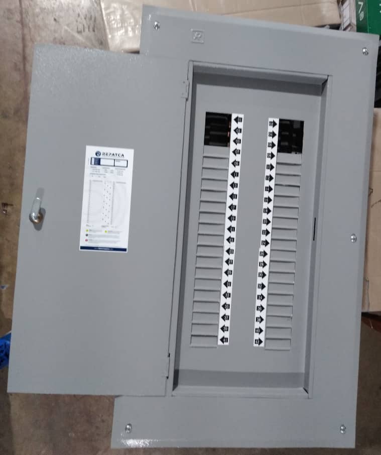 TABLERO MONOFASICO 42 CIRCUITOS EMPOTRABLE 120/240V 4 HILOS (2L+N+T) S/P NLAB442LE