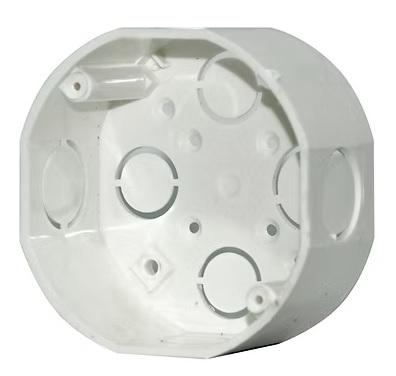 CAJETIN PLASTICO OCTOGONAL 4" PVC SALIDA COMBINADAS 1/2" - 3/4"