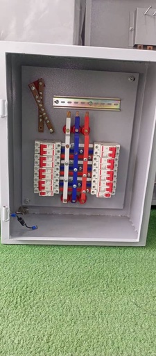 [SPNLAB530AB250S] TABLERO TRIFASICO 30 CIRCUITOS SUPERFICIAL 120/208V 5 HILOS (3L+N+T)C/P 3X250A CAJA 800X500X200 NEMA 3R NLAB530AB250S