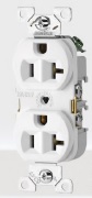 [270-W] TOMACORRIENTE DOBLE POLARIZADO BLANCO 15 A/125 V NEMA 5-15R EMPOTRABLE